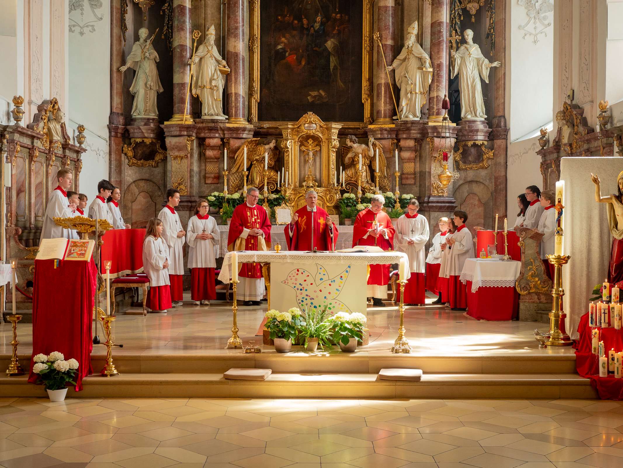 Firmung Pfarreiengemeinschaft Neuburg Kirche St Peter Und