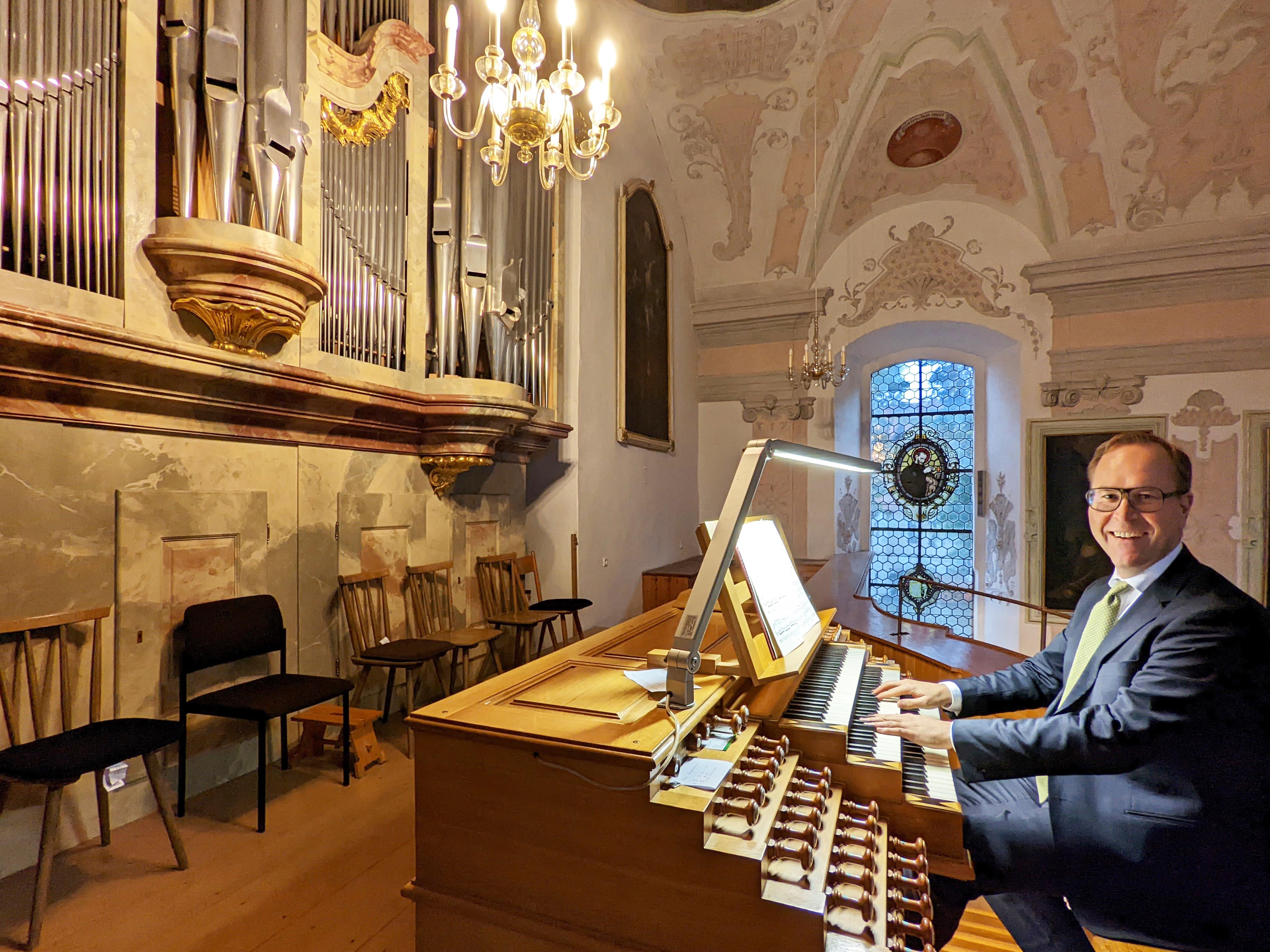 Ein Buntes Erntedankfest - Pfarreiengemeinschaft Neuburg - Kirche St ...