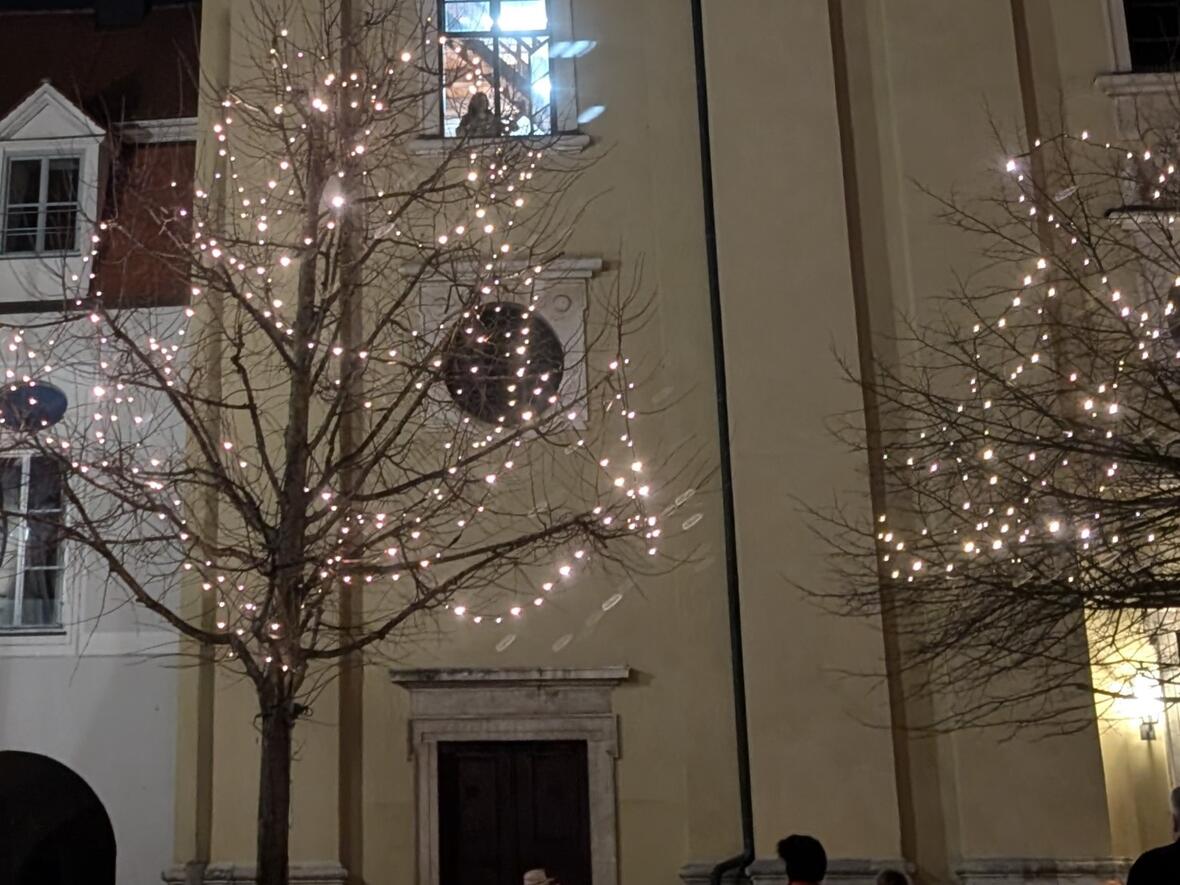 Ökumenische Feier auf dem Karlsplatz