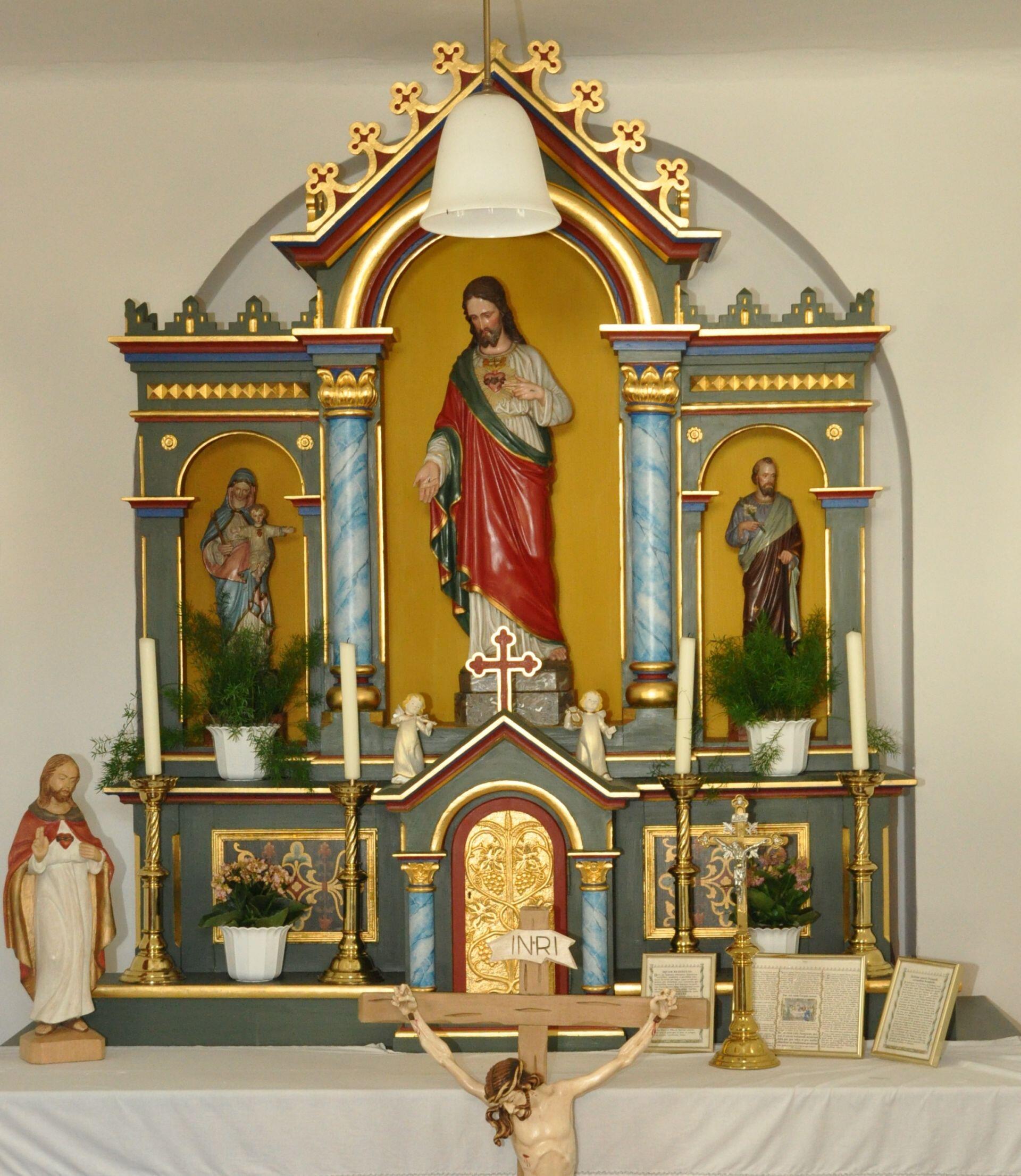 herz-jesu-kapelle-ballersdorf-altar